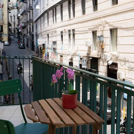 Dimora Cavour 3* Neapel